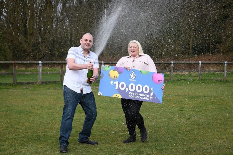 UK Couple Wins Lifetime Lottery Payout, but Split Leaves One Empty-Handed – uBetMobile.com