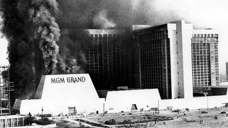 VEGAS MYTHS BUSTED: The Old MGM Grand Was Imploded After the Fire – uBetMobile.com