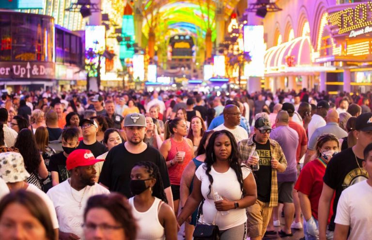 ACLU Sues Fremont St. for Weekend Age Restrictions, Cites Bogus Permit Reason as ‘Festivus’ – uBetMobile.com