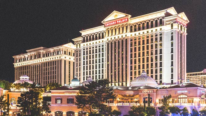 , Caesars Palace&#8217;s last year-one employee retires after 55 years &#8211; uBetMobile.com