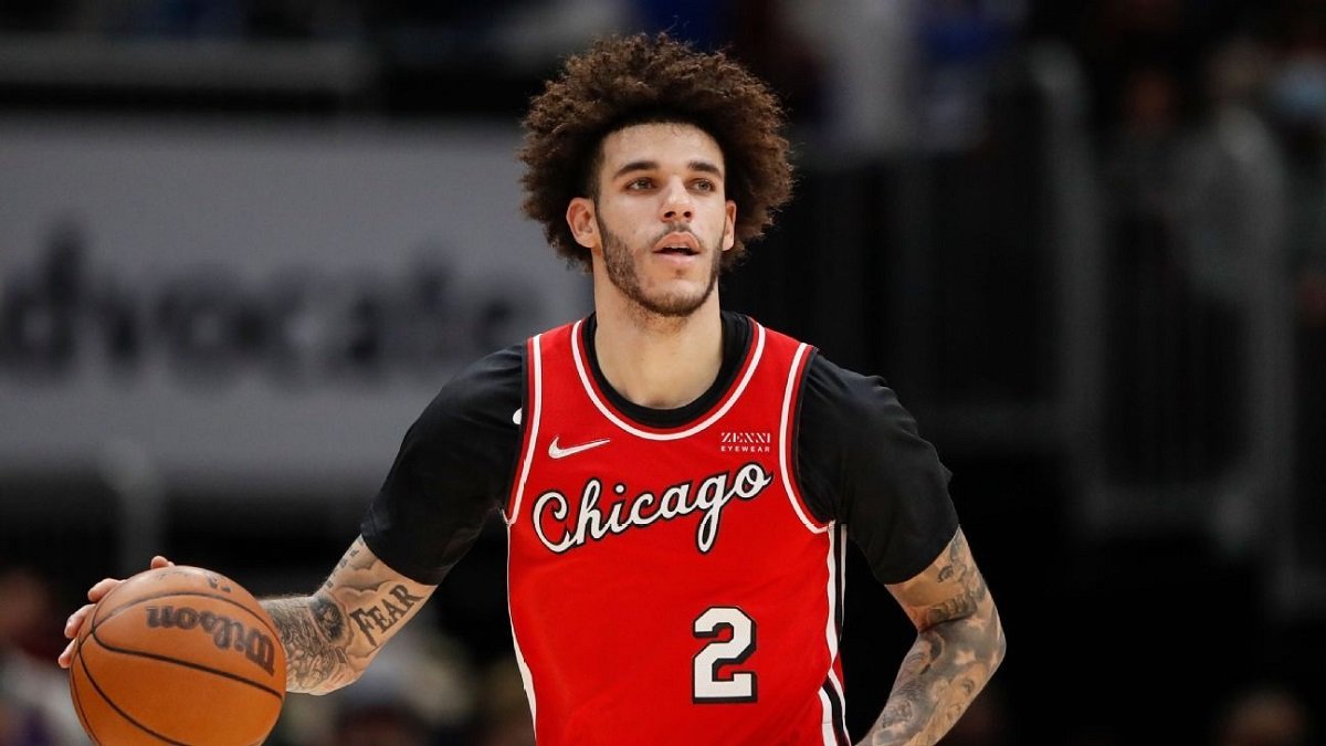 , Chicago Bulls Point Guard Lonzo to Miss Start Season with Second Knee Surgery &#8211; uBetMobile.com