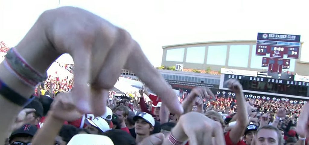 , Miami Enthusiasts Brawl In Stands As Gamers Collide Into By themselves On Area – uBetMobile.com