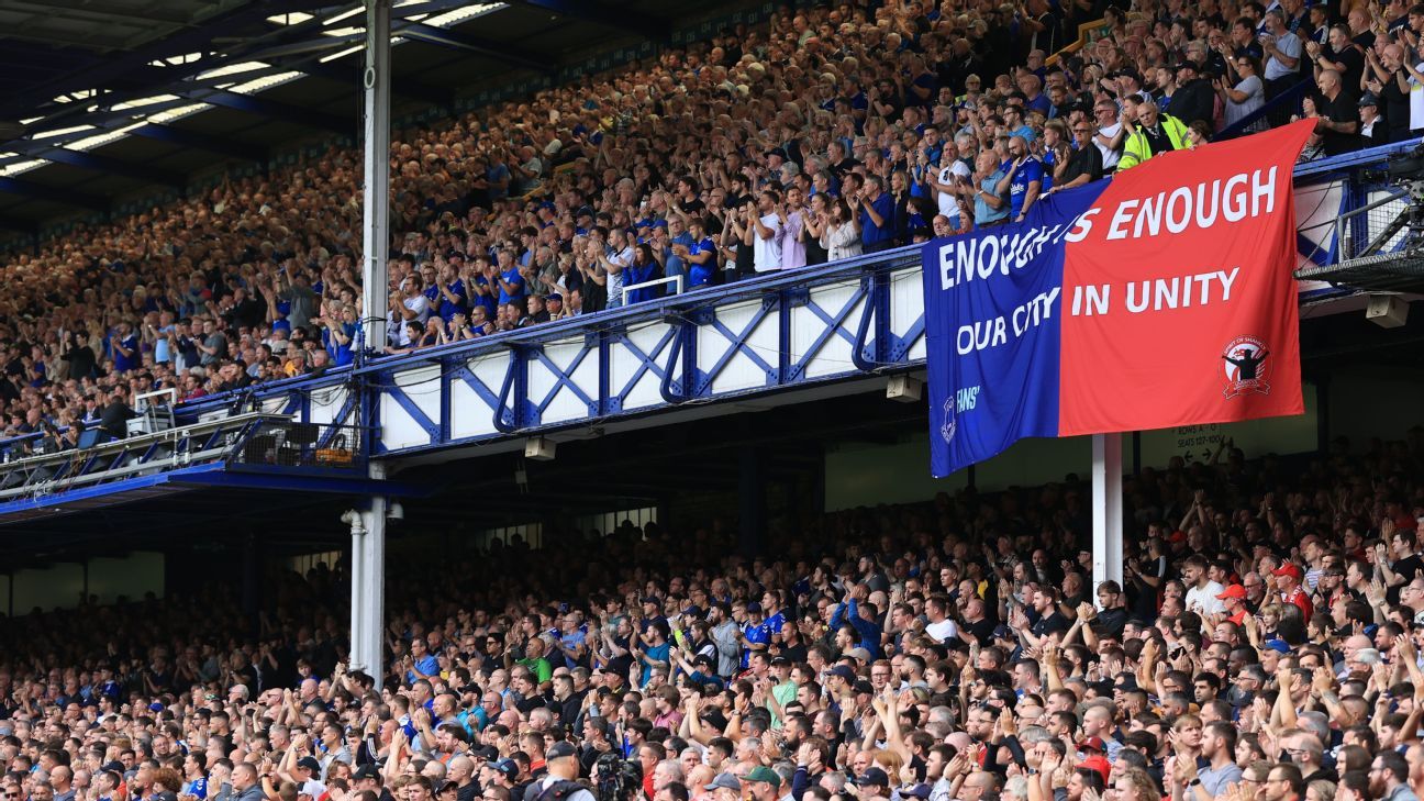 , Liverpool and Everton condemn racist, offensive defacing of murals before Merseyside derby &#8211; uBetMobile.com