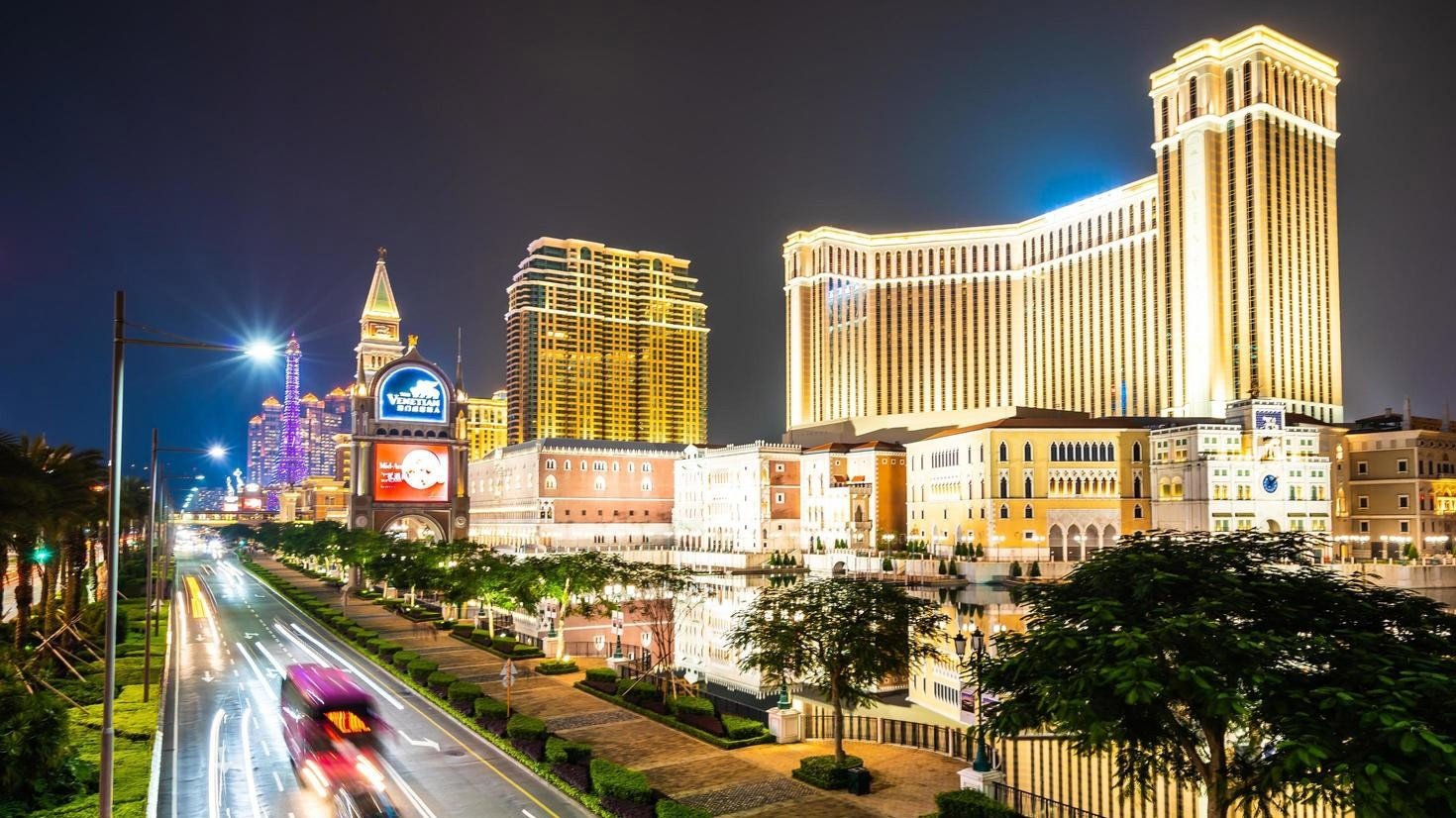 , Macau sees gaming revenue down by 50% in August, but shows early signs of recovery after worst-ever Covid outbreak &#8211; uBetMobile.com