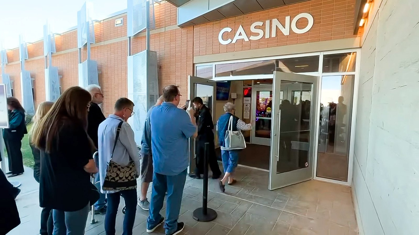 , Nebraska debuts its first casino with temporary WarHorse Casino opening in Lincoln &#8211; uBetMobile.com