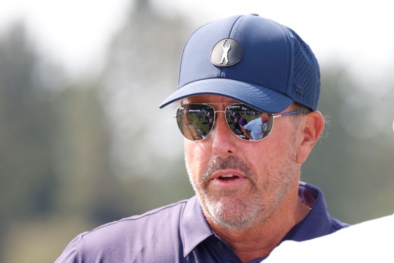 Phil Mickelson Removes Name From LIV Lawsuit: ‘Nothing Has Changed’ – uBetMobile.com