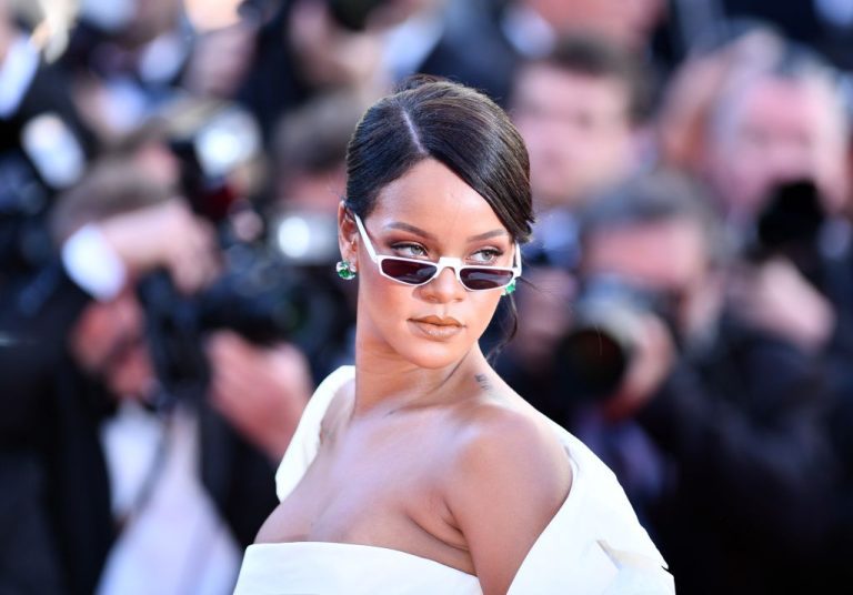 Rihanna to Headline Super Bowl Even After ‘Selling Out’ Comment In 2019 – uBetMobile.com