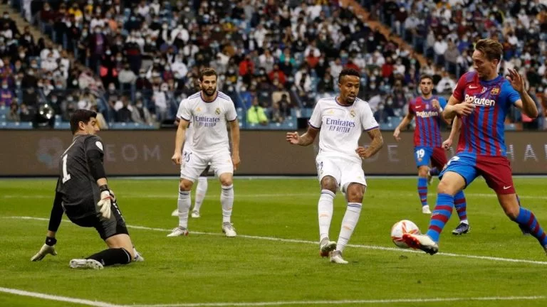 Spain: Changes requested to proposal that would allow sportsbooks to broadcast soccer matches – uBetMobile.com
