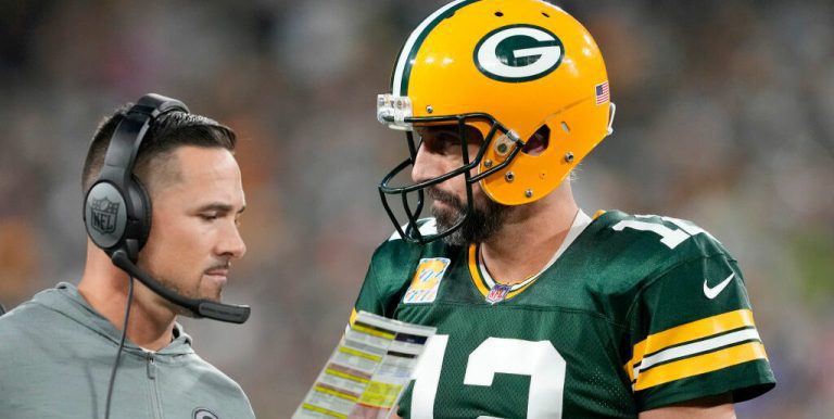 Anonymous NFL Executives Bash Aaron Rodgers And The Packers – uBetMobile.com