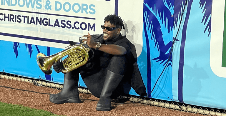 Antonio Brown Randomly Demonstrates Up At FAU Soccer Recreation, Performs Tuba – uBetMobile.com