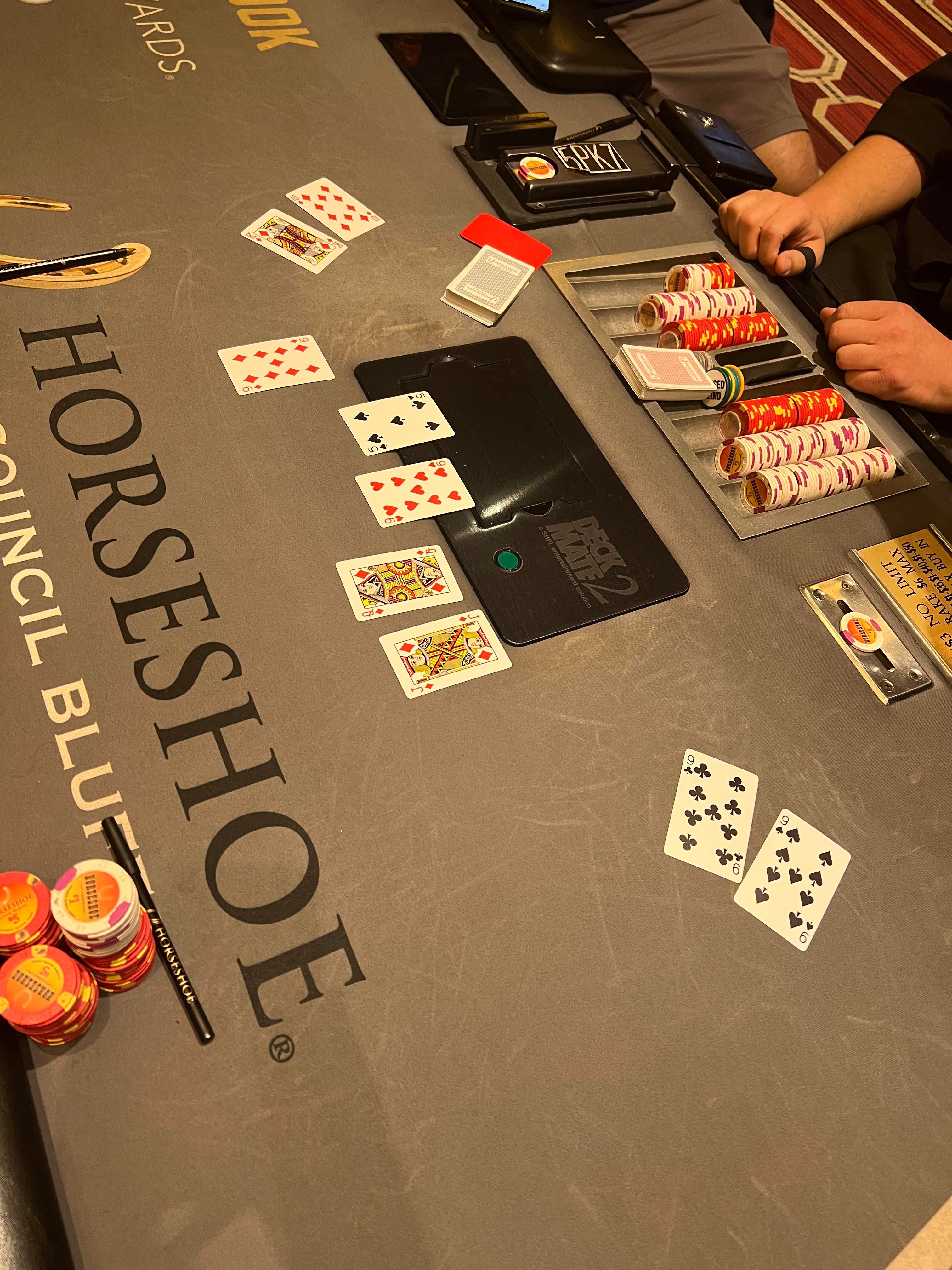 , Bad Beat At Horseshoe Council Bluffs, IA. Straight flush over quads! $6.6K for being on the table. : gambling &#8211; uBetMobile.com