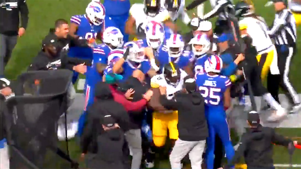 , Battle Breaks Out Right after Expenditures Defender Lays Late Hit On Kenny Pickett &#8211; uBetMobile.com