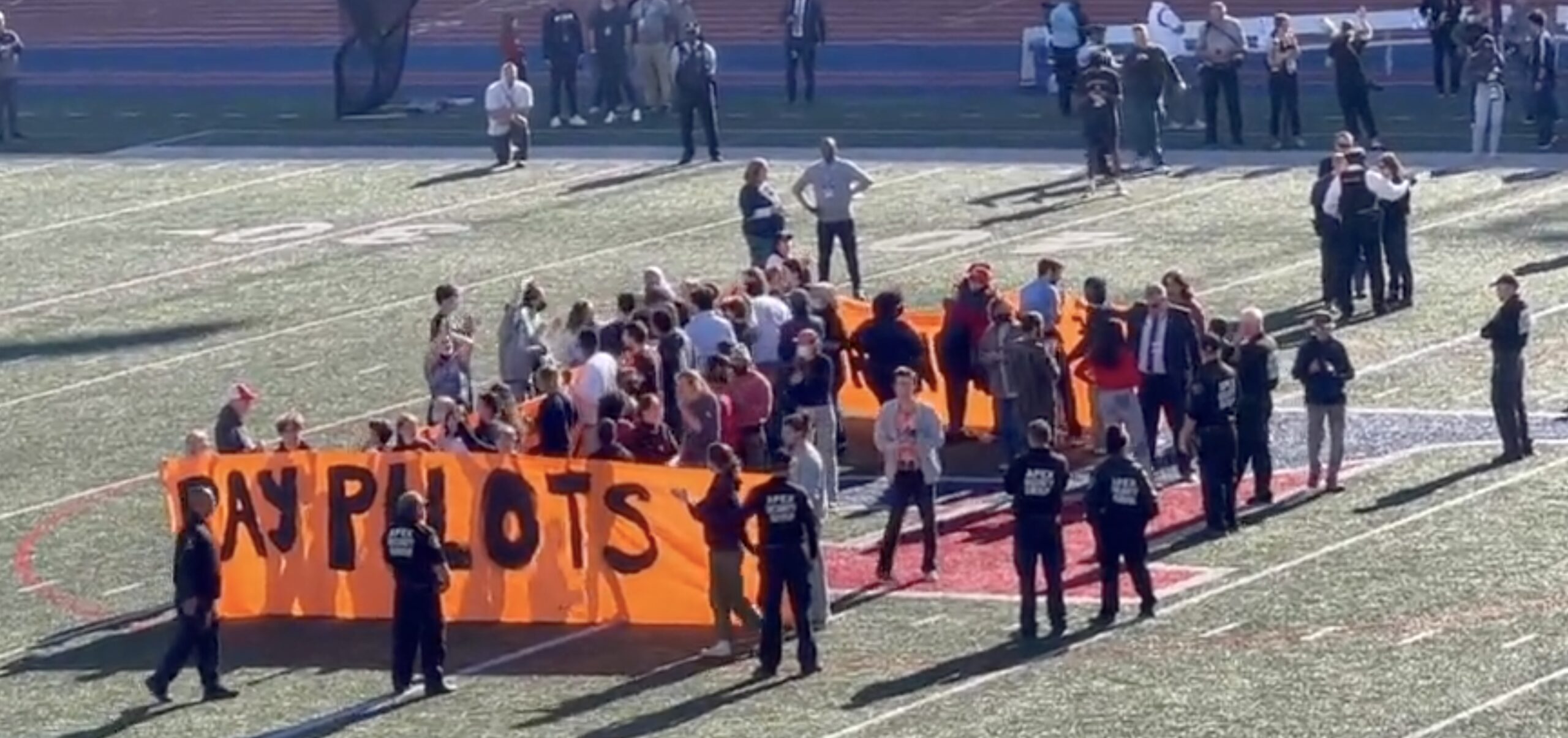 , Fossil Fuel Protestors Rush Field, Refuse To Leave And Delay Second Half Of Penn-Yale Football Game &#8211; uBetMobile.com