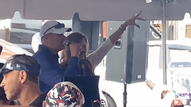 Josh Allen’s Dad Belting ‘Sweet Caroline’ At A Bills Bar In Kansas Is Iconic – uBetMobile.com