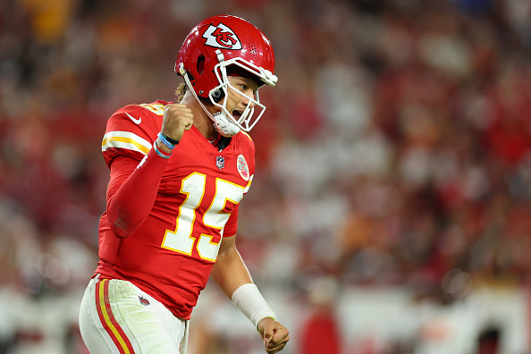 , Kansas City Chiefs Torch NFL&#8217;s Best Defense In Prime Time Victory Over Buccaneers – OutKick &#8211; uBetMobile.com