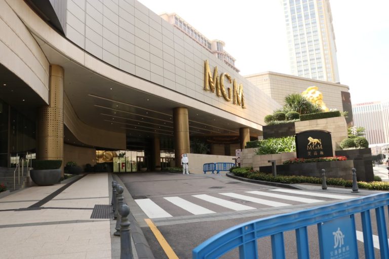 MGM Cotai on Lockdown After Table Dealer Tests Positive for COVID-19 – uBetMobile.com