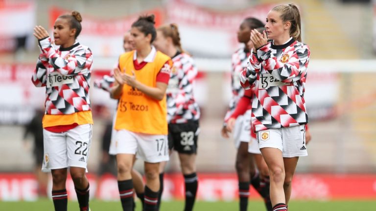 Manchester United top WSL table after runaway win over Brighton – uBetMobile.com
