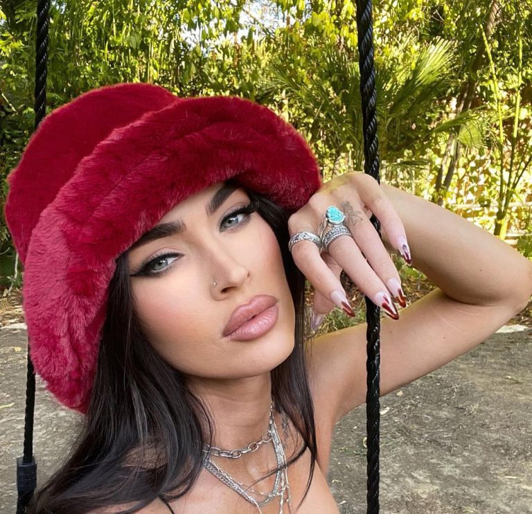 Megan Fox Dials Up New Instagram Content, Play Kliff Kingsbury Bingo & Nick Saban Hires Liz Truss – OutKick – uBetMobile.com