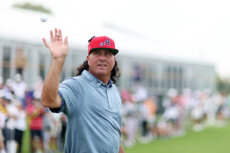 Pat Perez Earnings In Inaugural LIV Season Puts Things Into Perspective – uBetMobile.com