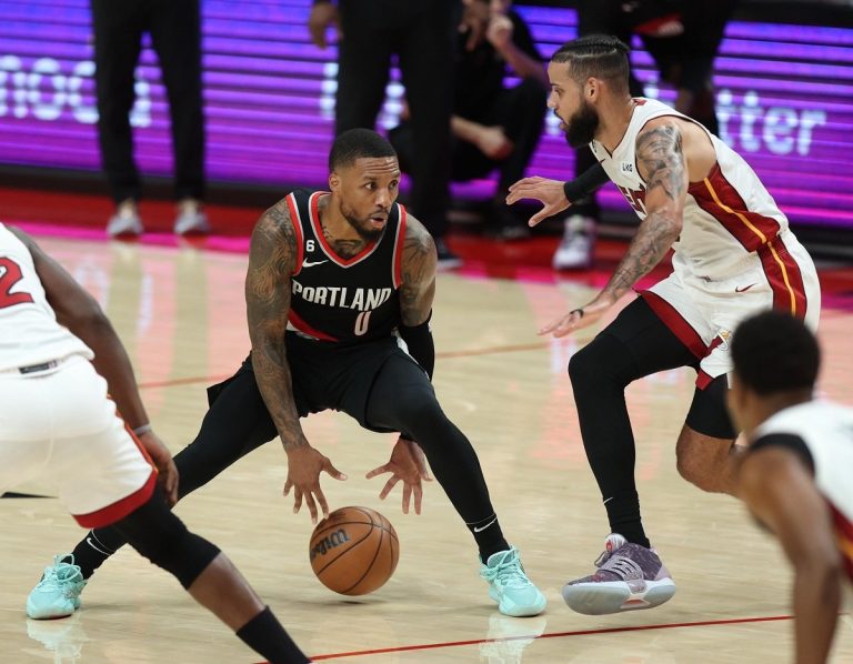 Portland Trail Blazers Damian Lillard Out with Calf Injury – uBetMobile.com