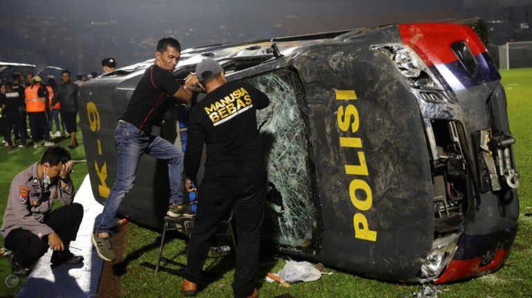 Scores Dead as Chaos Takes Over Soccer Match in Indonesia – uBetMobile.com