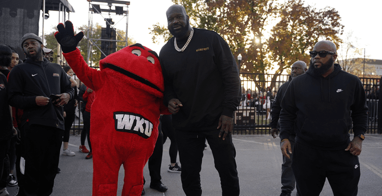 Shaq Joins College Football’s Funniest Mascot, Plays Dubstep At Tailgate – uBetMobile.com