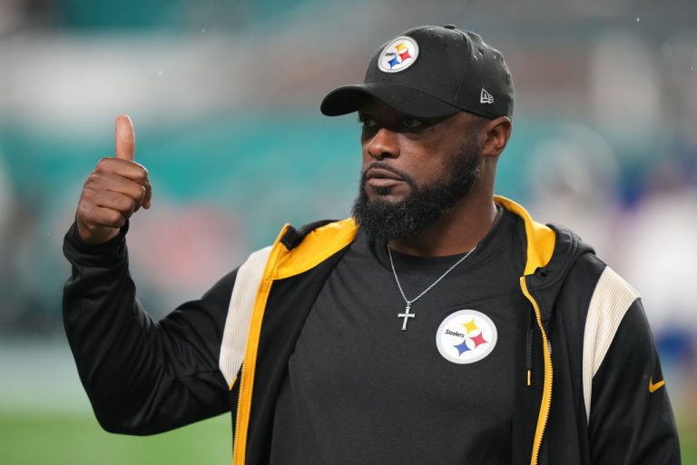 Steelers Have Many Problems, But Who’s Going To Tell Mike Tomlin? – uBetMobile.com