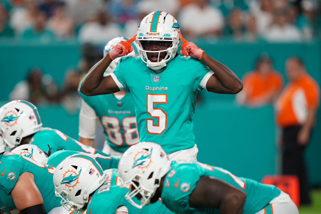 , Skylar Thompson Heads To Locker Room As Accidents Proceed For Dolphins Quarterbacks – OutKick &#8211; uBetMobile.com