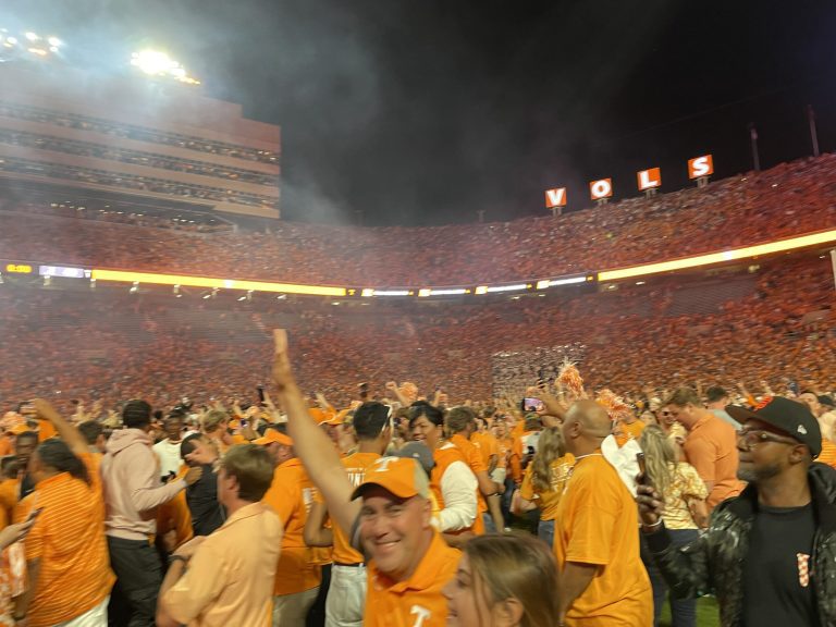 Tennessee Up To No. 3 In A.P. Poll After Smokin’ Win Over No. 3 Alabama – OutKick – uBetMobile.com