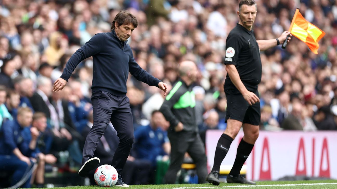 , Tottenham&#8217;s Conte jokes he might have to play amid injuries &#8211; uBetMobile.com