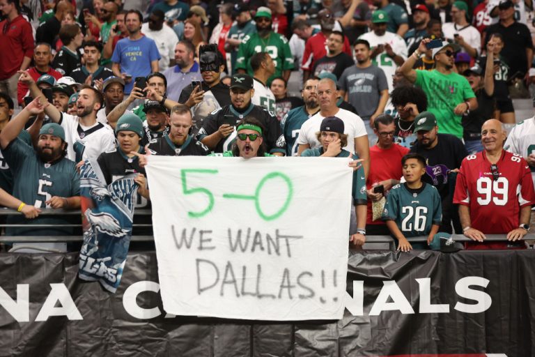 Unreal Video Shows Eagles Fans’ Insane Takeover Of Cardinals Stadium – uBetMobile.com