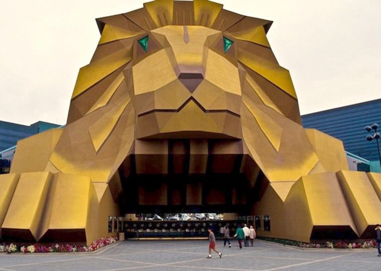 VEGAS MYTHS BUSTED: Guests Once Entered MGM Grand Through the Gold Lion’s Mouth – uBetMobile.com