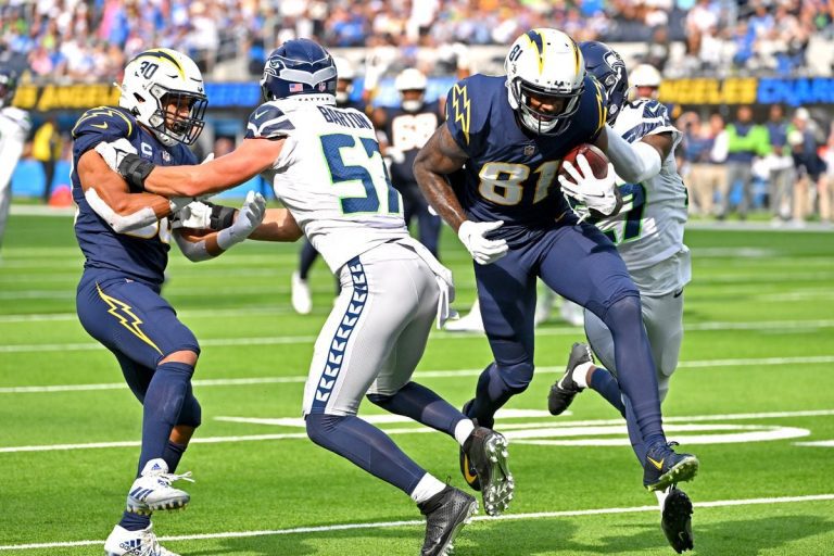 LA Chargers WR Mike Williams Avoids Serious Back Injury – uBetMobile.com