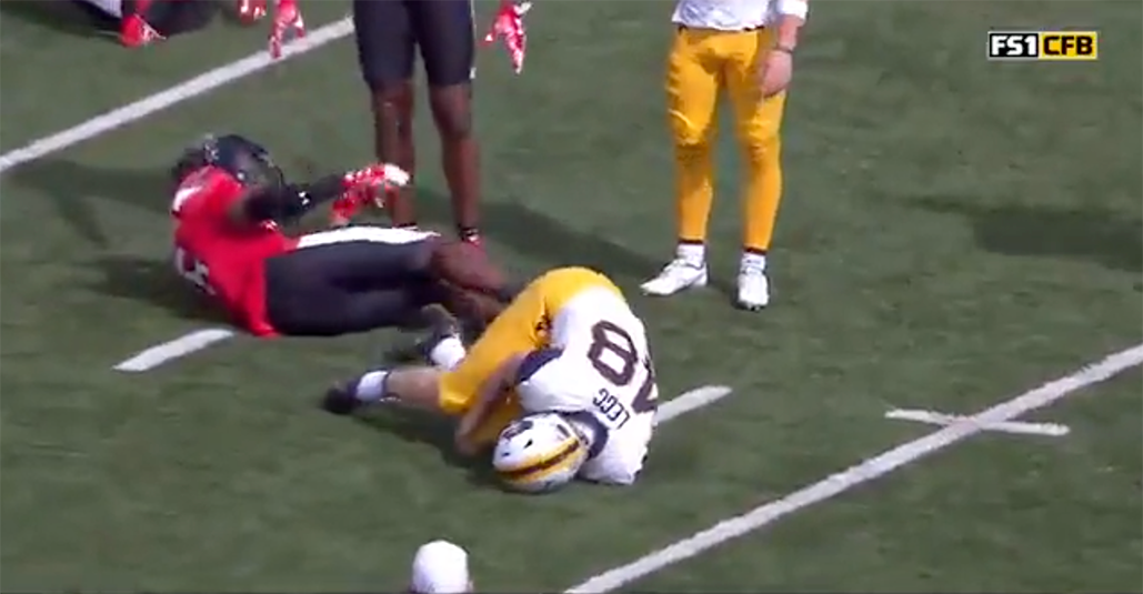 , WVU Kicker Casey Legg Tries To Sell Soccer-Like Flop, Fails Miserably &#8211; uBetMobile.com