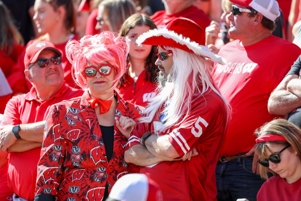 , Wisconsin Fans Are Delusional If They Think They&#8217;re A Relevant Program &#8211; uBetMobile.com