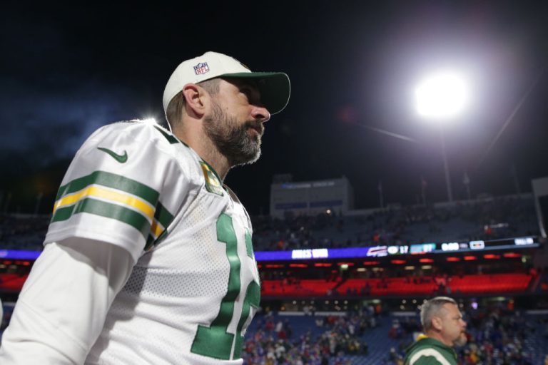 Aaron Rodgers Talks Packers’ Lack Of Trade Deadline Moves – uBetMobile.com