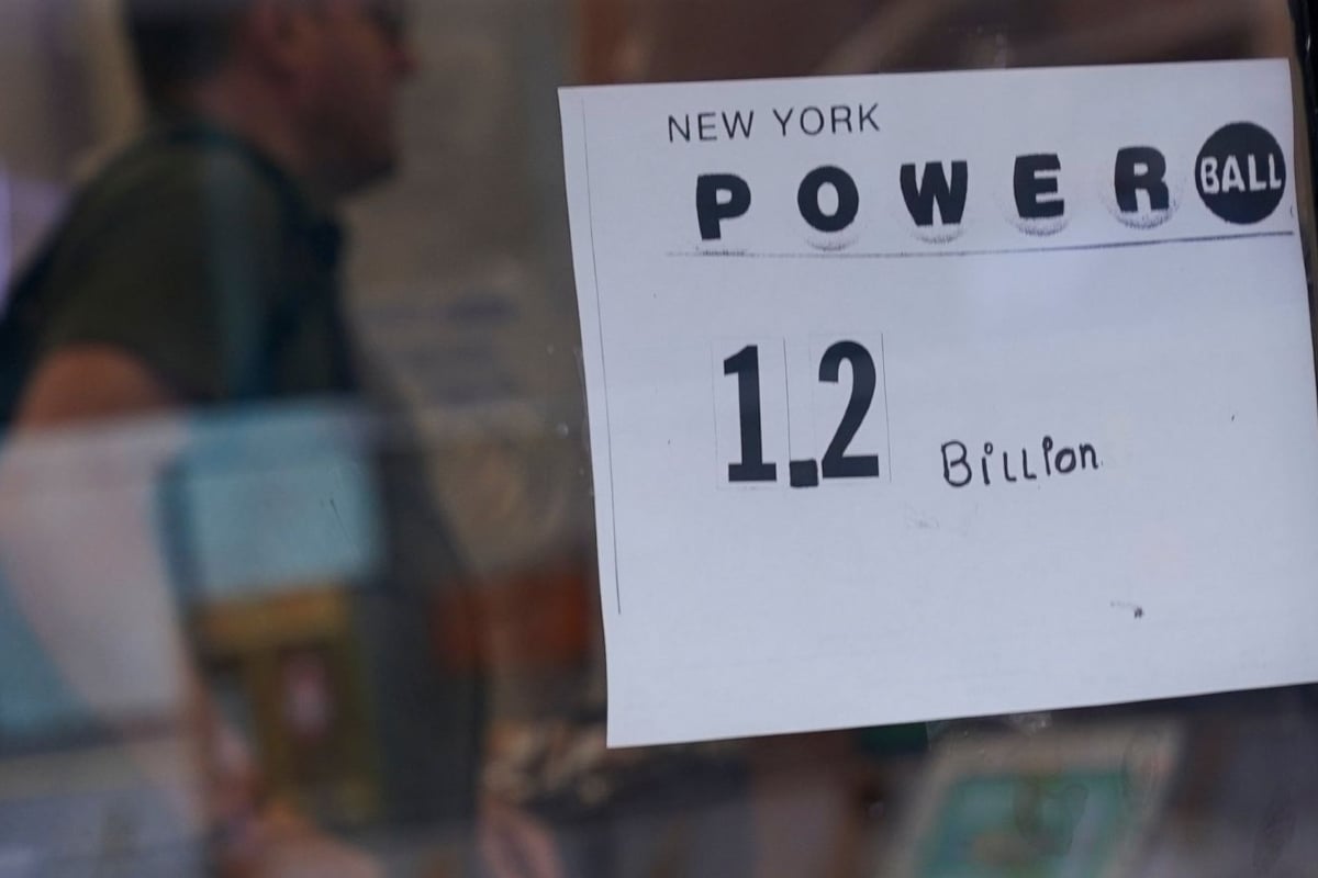 , Clock Ticking to Buy Powerball Tickets for Tonight&#8217;s $1.2B Jackpot &#8211; uBetMobile.com