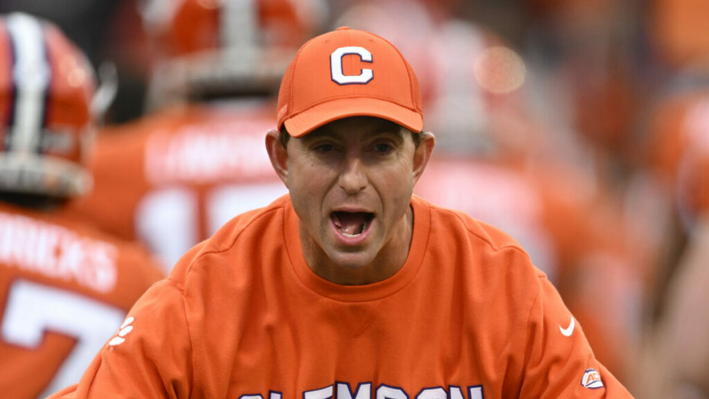 , Dabo Swinney Invents Pretend Major Ten Rivalry Out Of Slim Air – Mobile Betting On the web &#8211; uBetMobile.com