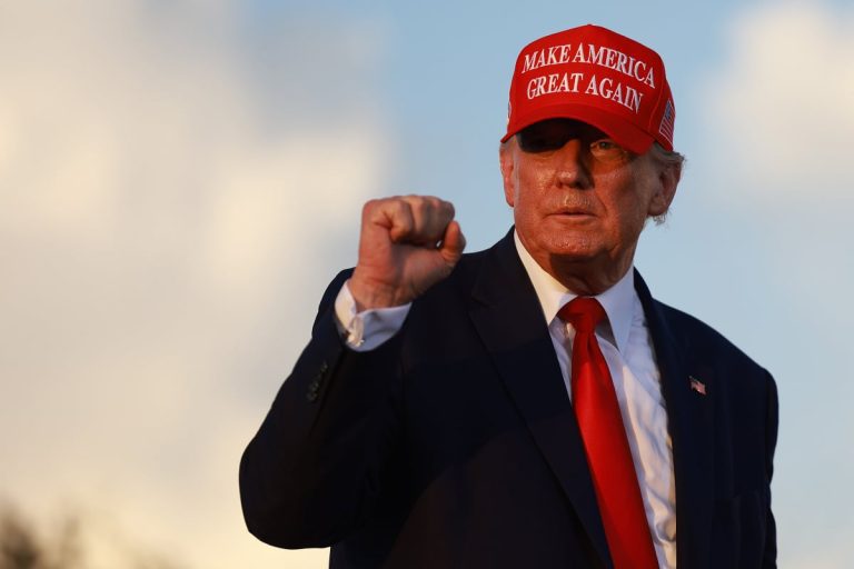 Donald Trump Odds of Running in 2024 Shorten After ‘Big Announcement’ – uBetMobile.com