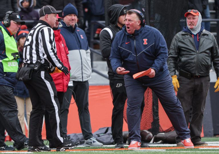 Illinois’ Bret Bielema ‘Extremely Pissed Off’ About Officiating vs. Michigan – uBetMobile.com