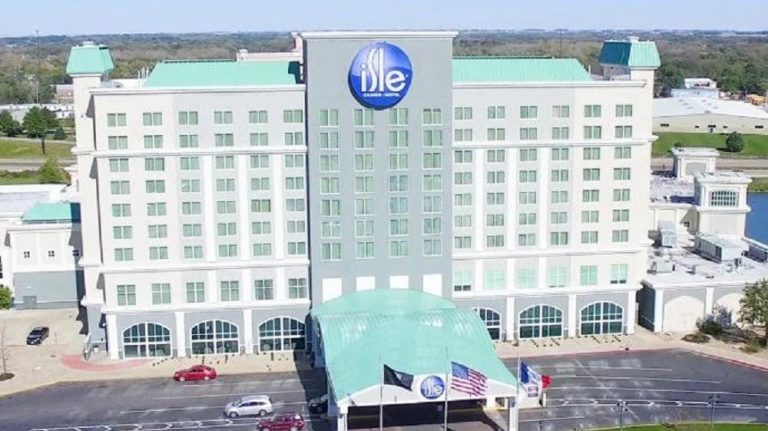 Isle Casino Must Pay $1.98M to Patron Beaten Over Rewards Card – uBetMobile.com