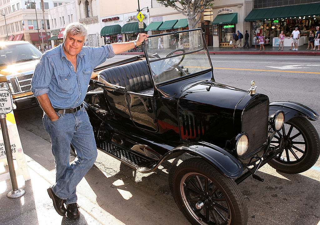 , Jay Leno Suffers Burns In Hearth At His Garage &#8211; uBetMobile.com