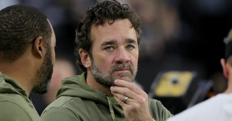 Jeff Saturday’s First Decision As Colts Coach Adds To Strange Sequence – uBetMobile.com