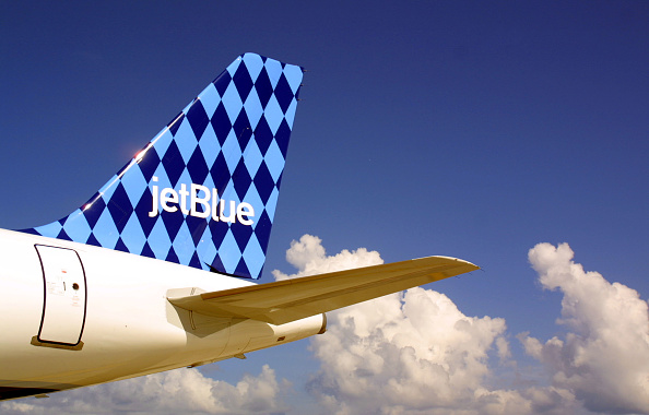 , JetBlue Hires Violent Felon As Pilot Over Unvaxxed &#8211; uBetMobile.com