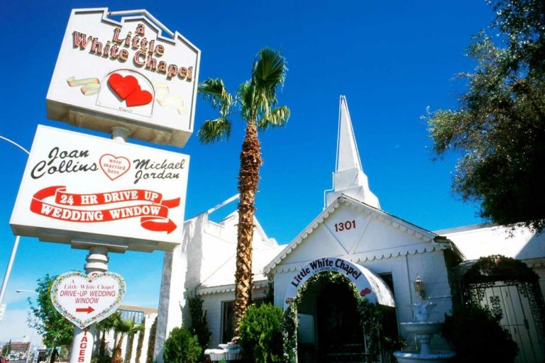 Las Vegas’ A Little White Wedding Chapel Sold – uBetMobile.com