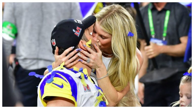 Matthew Stafford’s Spouse ‘Angry, Concerned’ About Concussion – Mobile Betting On line – uBetMobile.com