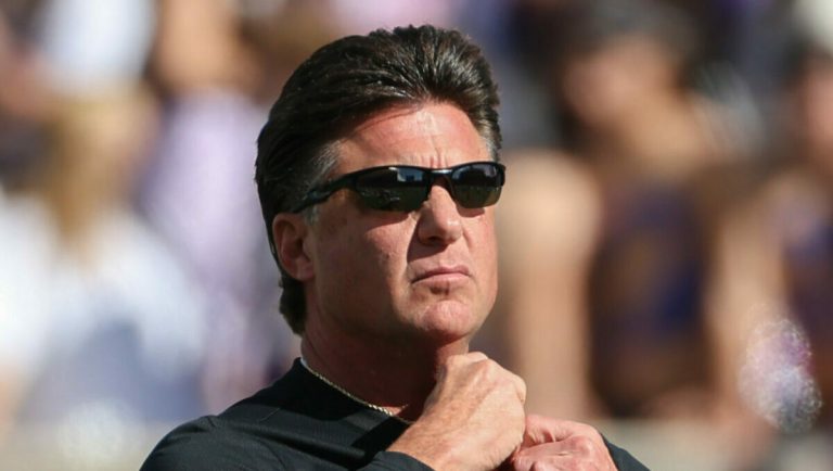 Mike Gundy Gives Oklahoma State Fans Some Blunt Advice – OutKick – uBetMobile.com