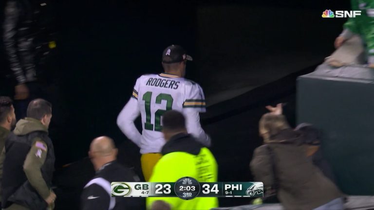 Packers QB Aaron Rodgers Heads To Locker Place With Indirect Damage – Mobile Betting Online – uBetMobile.com