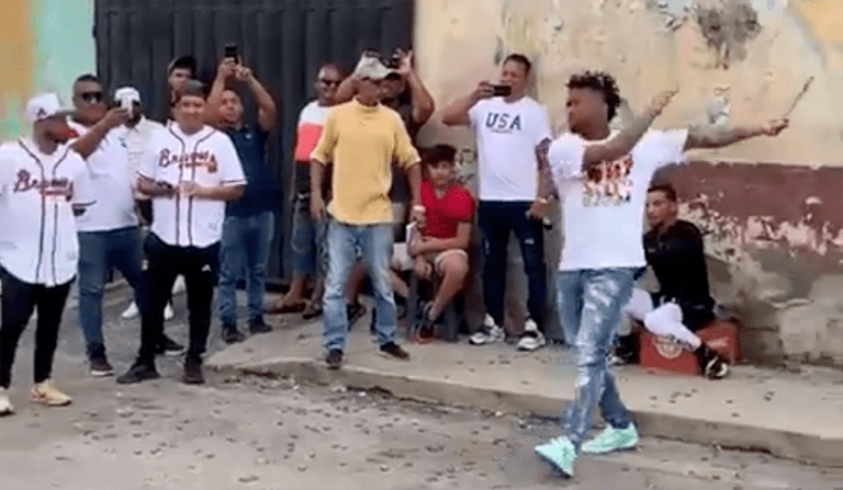 Ronald Acuña Hits Dingers While Playing Stickball In Venezuelan Streets – uBetMobile.com