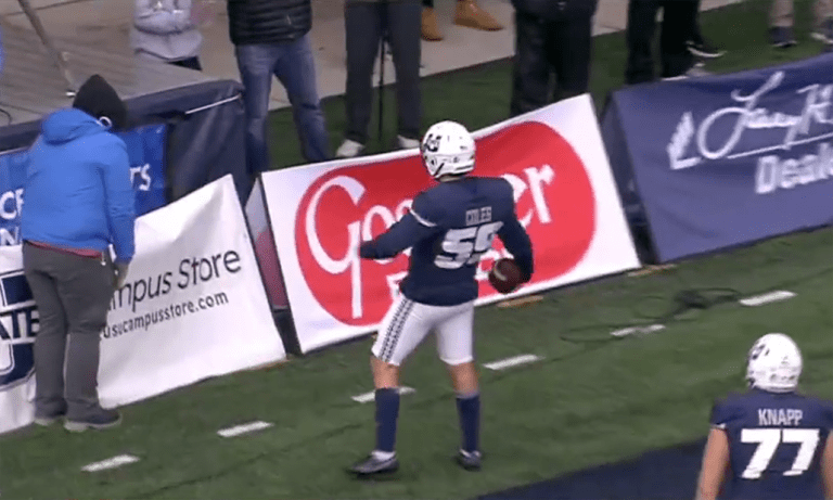 Utah State’s 220lb Unit Kicker Fools Cameraman With Classic Fake FG TD – uBetMobile.com